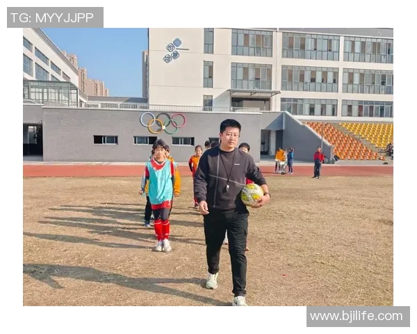 踢水泥足球的乐趣与挑战探索城市街头运动的新方式